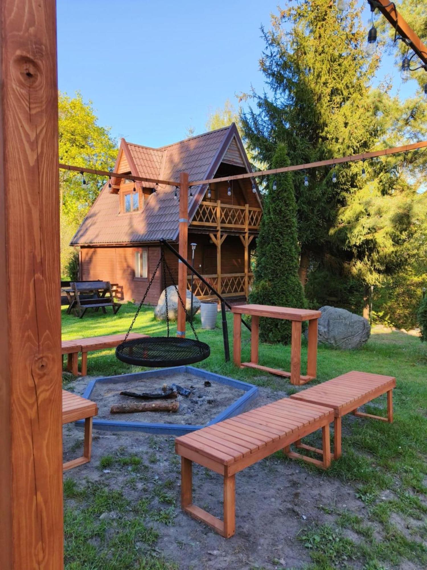 Pod Kogutkiem Villa Kruklanki Exteriör bild