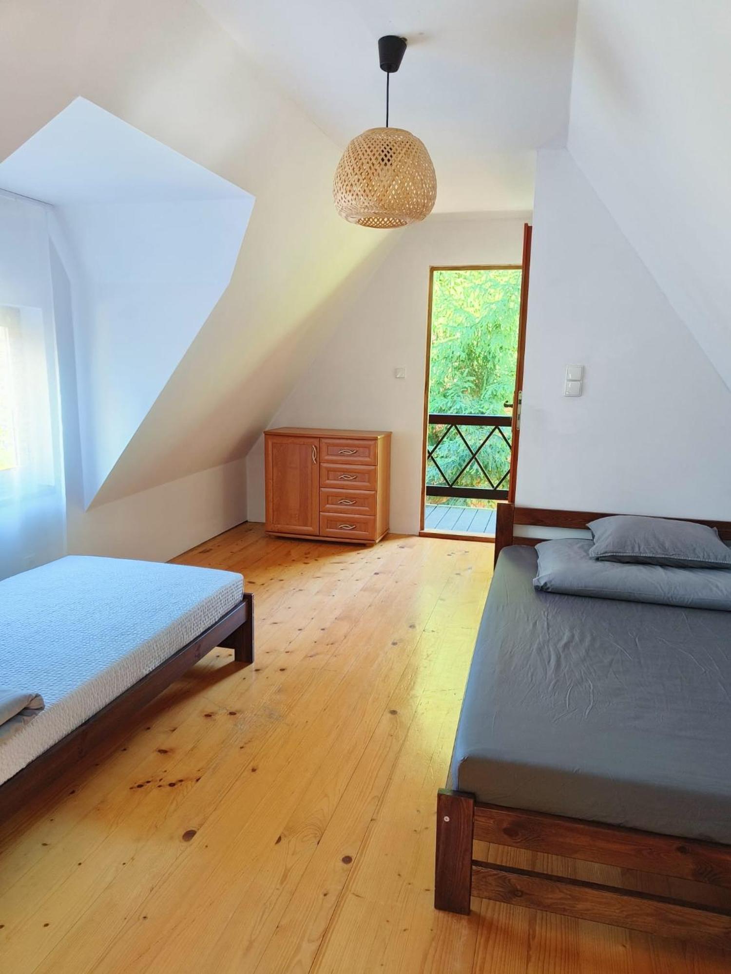 Pod Kogutkiem Villa Kruklanki Exteriör bild