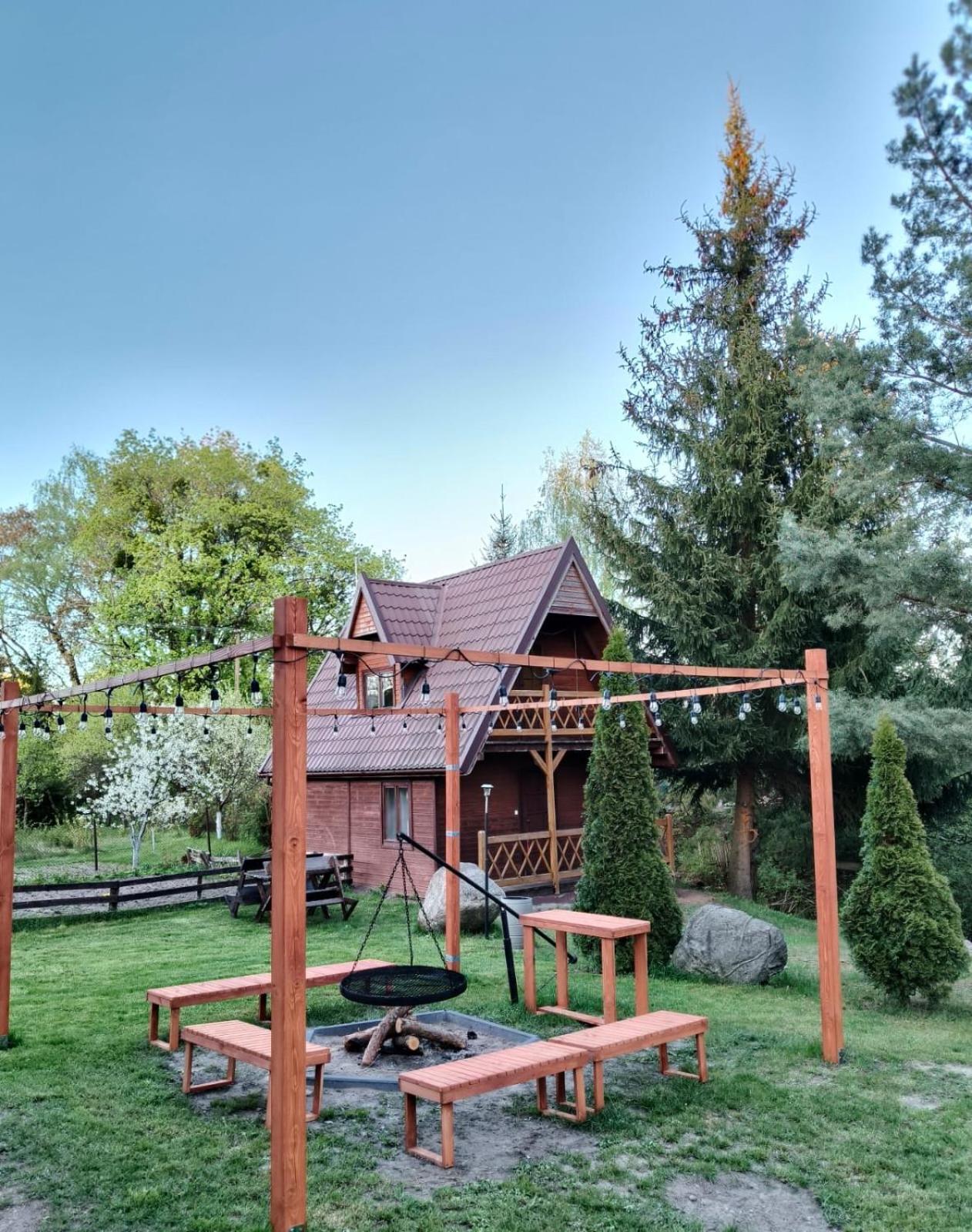 Pod Kogutkiem Villa Kruklanki Exteriör bild