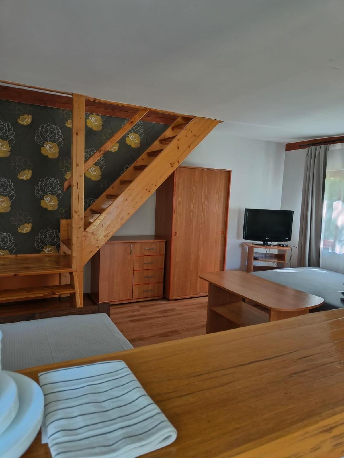 Pod Kogutkiem Villa Kruklanki Exteriör bild
